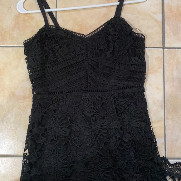 Dress - Picture 3 of 4